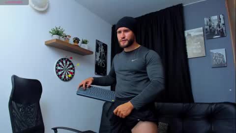 Andrew Diaz online show from 02.18.25