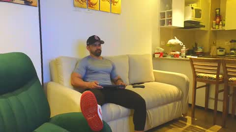 Andrew online show from 01.08.25