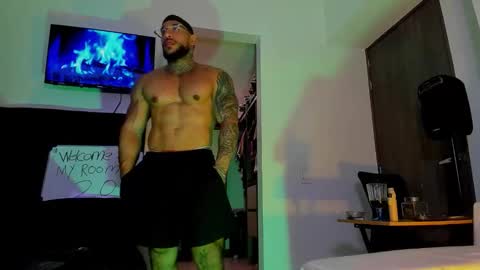 Snapshot of andrewjohnson0 chatting on 09.16.25 Andrew Johnson online show from 09.16.25