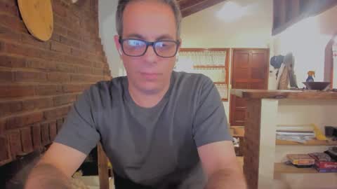 Snapshot of andy0pandi chatting on 02.13.26 Andrew online show from 02.13.26