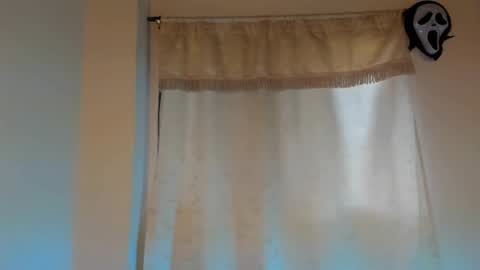 Snapshot of andy_0018 chatting on 01.01.25 Andy online show from 01.01.25