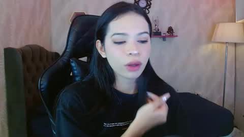 Snapshot of andy_bell_x chatting on 10.15.25 ANDY online show from 10.15.25