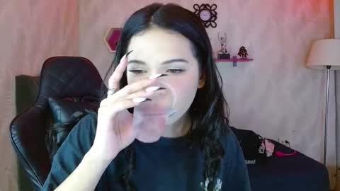 Snapshot of andy_bell_x chatting on 11.13.25 ANDY online show from 11.13.25