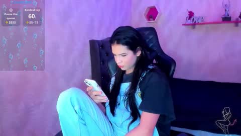 Snapshot of andy_bell_x chatting on 11.26.25 ANDY online show from 11.26.25