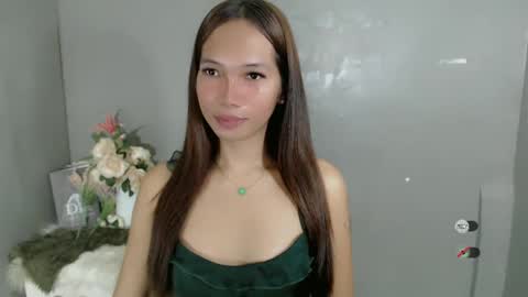 Snapshot of andy_coco chatting on 02.01.25 Kisha online show from 02.01.25