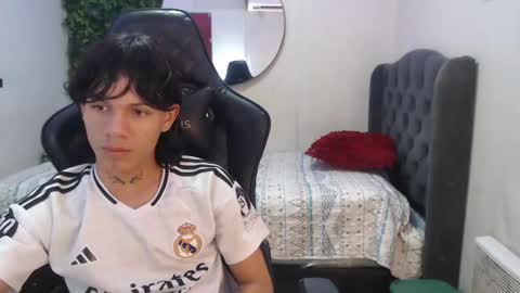 andy_dan1 online show from 01.14.25