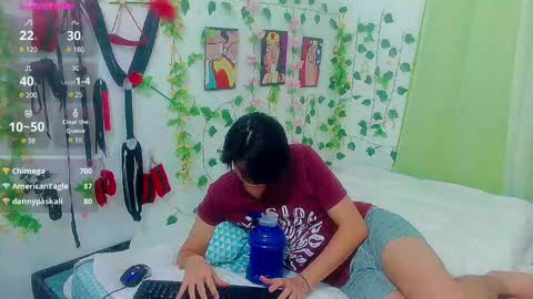 Snapshot of andy_gray01 chatting on 02.04.25 Andy Gray online show from 02.04.25