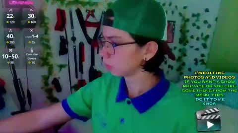 Snapshot of andy_gray01 chatting on 03.11.25 Andy Gray online show from 03.11.25