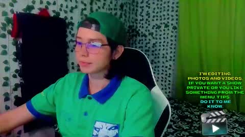 Snapshot of andy_gray01 chatting on 10.05.25 Andy Gray online show from 10.05.25