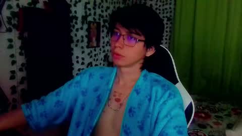 Snapshot of andy_gray01 chatting on 10.17.25 Andy Gray online show from 10.17.25