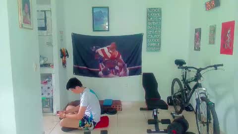 Snapshot of andy_gray01 chatting on 10.29.25 Andy Gray online show from 10.29.25