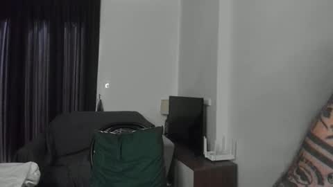 Snapshot of andy_hunk chatting on 03.06.25 Andrew online show from 03.06.25