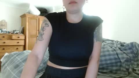 Snapshot of andy_rock_ chatting on 10.02.25 andy online show from 10.02.25