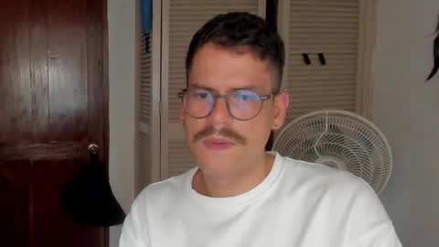 Snapshot of andy_tucker chatting on 01.31.25 Andy online show from 01.31.25