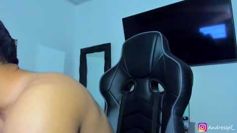 Snapshot of andy_walker_ chatting on 03.13.26 Andres online show from 03.13.26