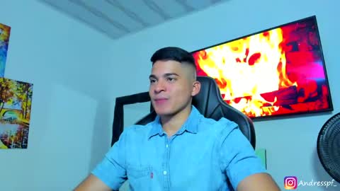 Snapshot of andy_walker_ chatting on 05.24.26 Andres online show from 05.24.26