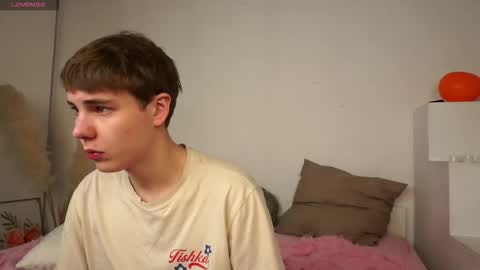 Snapshot of andyjey_ chatting on 11.23.25 Mandy and Andy online show from 11.23.25