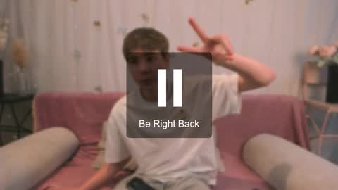 Snapshot of andyjey_ chatting on 12.20.25 Mandy and Andy online show from 12.20.25