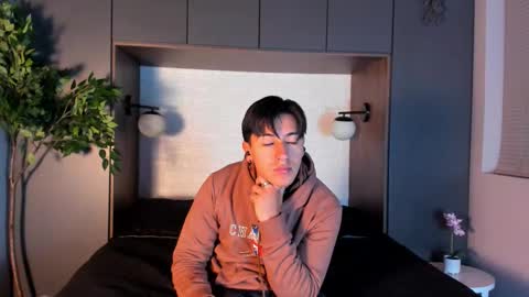 Andy Joy  online show from 11.23.25