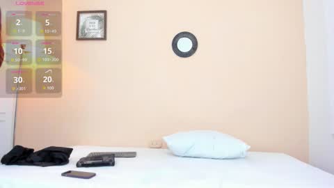 Snapshot of andyylove_jk chatting on 09.24.25 Andy online show from 09.24.25