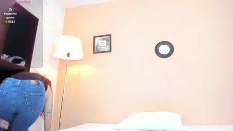 Snapshot of andyylove_jk chatting on 10.02.25 Andy online show from 10.02.25