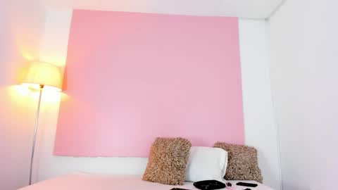 Snapshot of andyylove_jk chatting on 11.25.25 Andy online show from 11.25.25