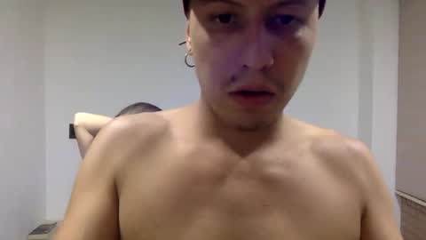 Snapshot of andyzuzka chatting on 09.10.25 andyzuzka online show from 09.10.25