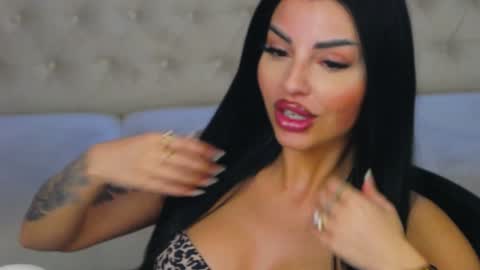 Anne online show from 01.19.25