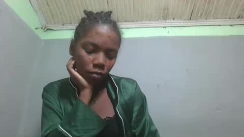 Snapshot of angeeliine chatting on 05.09.26 angeeliine online show from 05.09.26