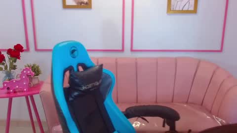 angel09 a online show from 02.28.25