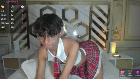 Snapshot of angel__sweet18 chatting on 01.14.25 online show from 01.14.25