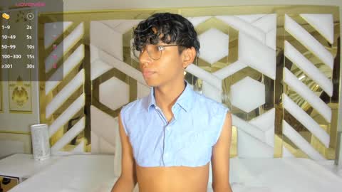 Snapshot of angel__sweet18 chatting on 01.24.25 online show from 01.24.25