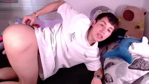 Angel   help me with 100 thumbs up online show from 01.22.25