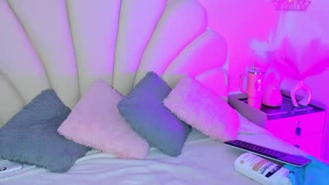 Angel online show from 05.08.26