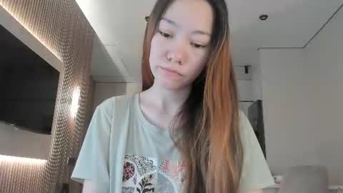Luluu Chu  online show from 07.20.26