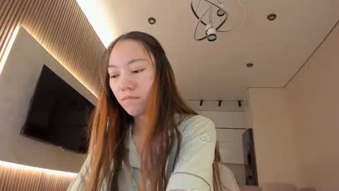 Luluu Chu  online show from 07.28.26