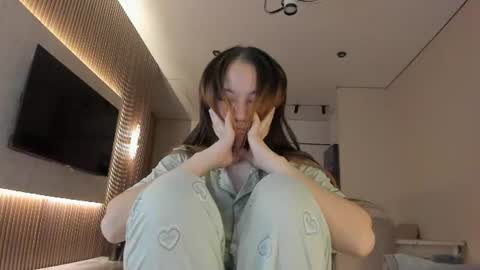 Luluu Chu  online show from 07.28.26