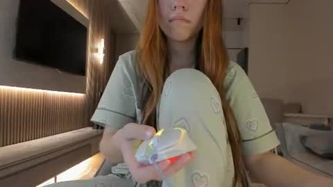 Luluu Chu  online show from 07.28.26