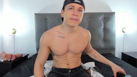 Snapshot of angel_cuervo chatting on 12.11.24 Angel Cuervo online show from 12.11.24