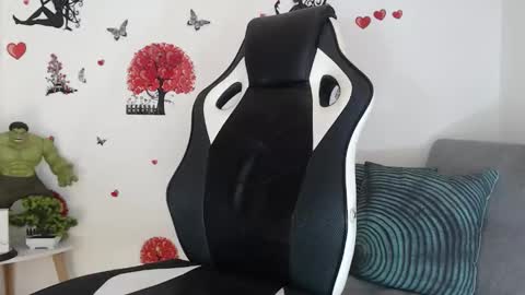 Angel Curl online show from 09.11.25