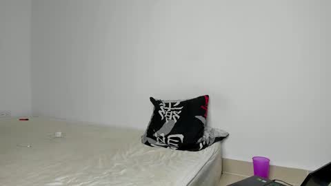 Angel Damons online show from 03.12.25