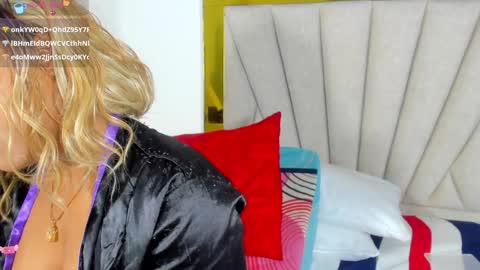 Snapshot of angel_dthroat chatting on 01.09.25 ANGHEL online show from 01.09.25