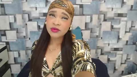 Snapshot of angel_dthroat chatting on 12.02.25 ANGHEL online show from 12.02.25