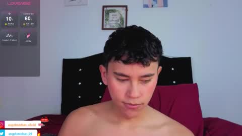 Snapshot of angel_esteban_fx chatting on 11.08.25 ngel Esteban online show from 11.08.25