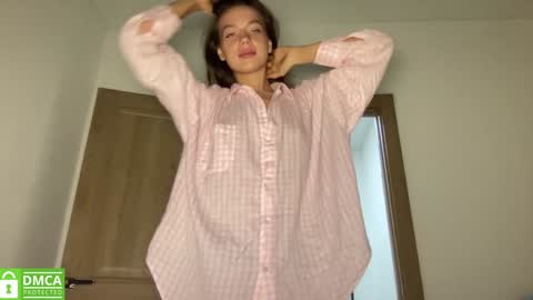 Snapshot of angel_from_sky chatting on 11.25.25 Greetings Jess online show from 11.25.25