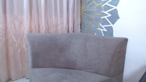 Angel Girl online show from 02.04.25