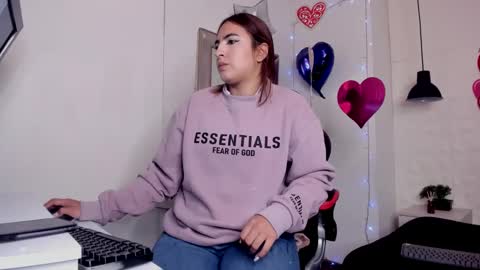 Snapshot of angel_hardy_dl chatting on 03.07.25 angel hardy online show from 03.07.25