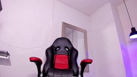 Snapshot of angel_hardy_dl chatting on 11.10.25 angel hardy online show from 11.10.25