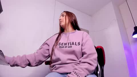 Snapshot of angel_hardy_dl chatting on 11.16.25 angel hardy online show from 11.16.25