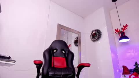 Snapshot of angel_hardy_dl chatting on 11.26.25 angel hardy online show from 11.26.25